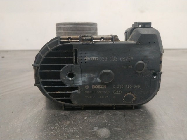 Caja de mariposa 030133062A VAG