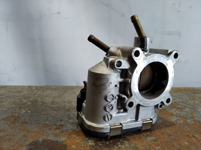 030133062C VAG Cuerpo de mariposa  en stock Gandía