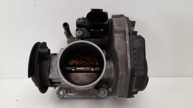 030133064F VAG Cuerpo de aceleración completo  comprar en Jaén