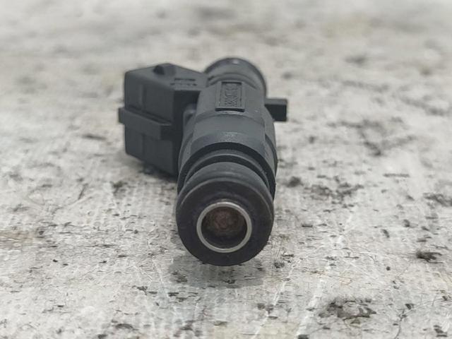 VAG 030906031J Inyector comprar Tarragona