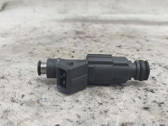 030906031J Inyector de combustible  comprar en Reus