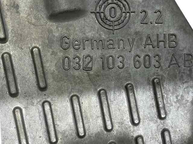 VAG 032103603AB Cárter de aceite del motor comprar Pamplona