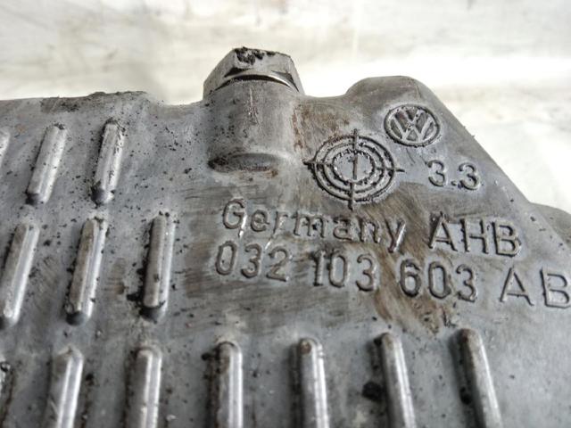032103603AB Cárter de aceite del motor  en stock Granada