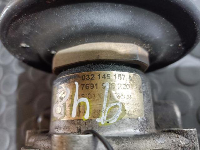 VAG 032145157A Bomba de dirección  en stock Terrassa