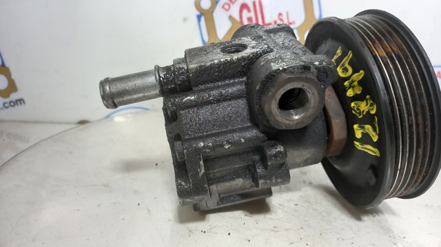 VAG 032145157AX Bomba de dirección asistida  disponible Valladolid