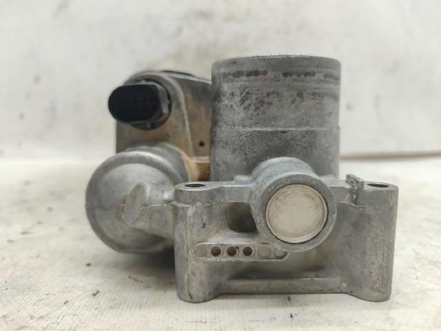 VAG 036133062B Cuerpo de aceleración completo  disponible España