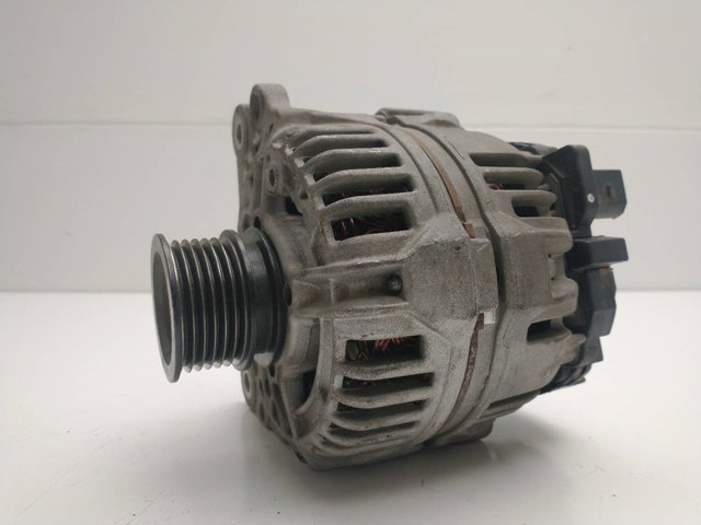 VAG 036903024D Alternador  en stock Salamanca