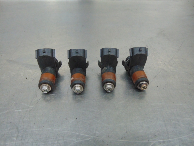 Inyector-bomba 036906031L VAG