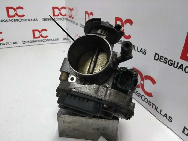 037133064D VAG Cuerpo de aceleración completo  disponible Ourense