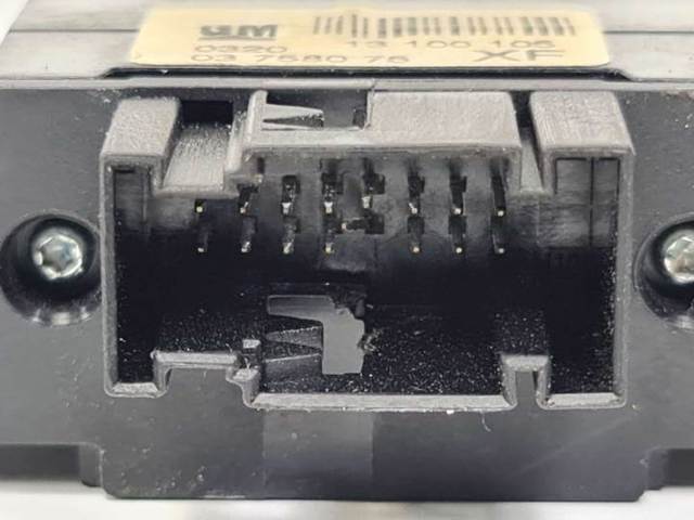 OPEL 03758075 Botón de emergencia  disponible Lugo