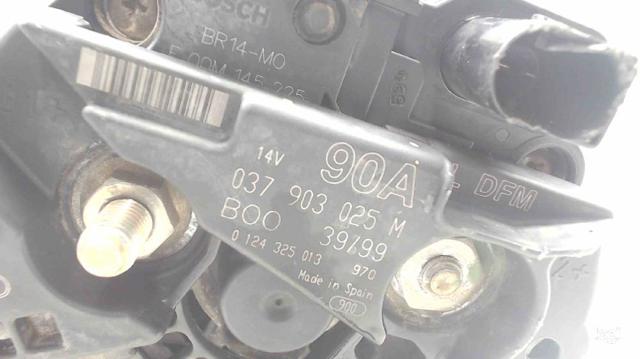 VAG 037903025 Alternador  en stock Salamanca