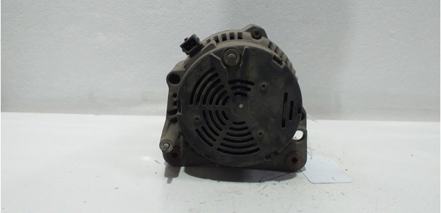 VAG 037903025C Alternador  disponible Valladolid