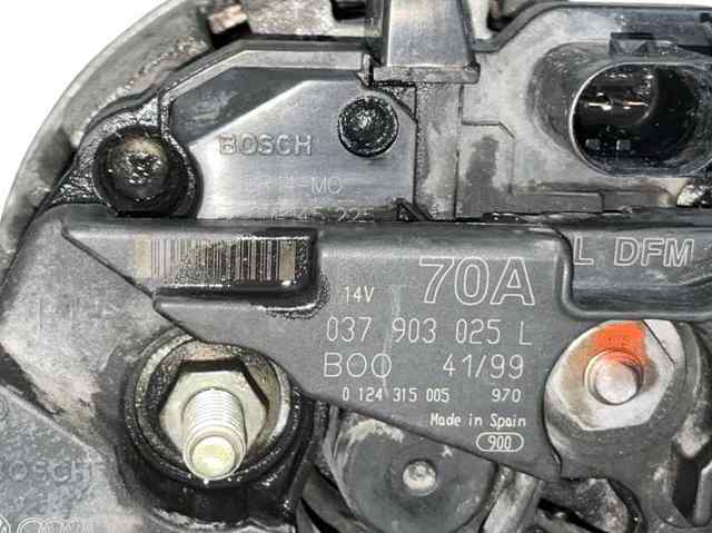 VAG 037903025L Alternador  disponible Valladolid
