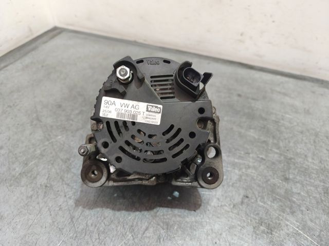 037903025T Alternador  comprar en Pontevedra