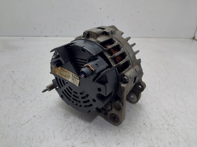 037903025T Alternador comprar Sevilla