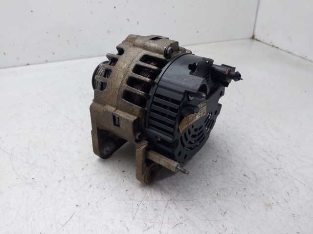 037903025T VAG Alternador  comprar en Jaén