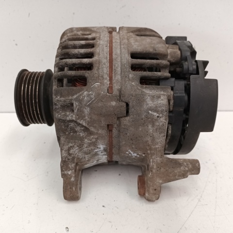 037903026C VAG Alternador  disponible Alicante