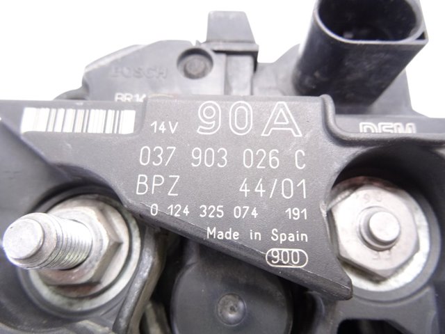 VAG 037903026C Alternador  en stock Terrassa