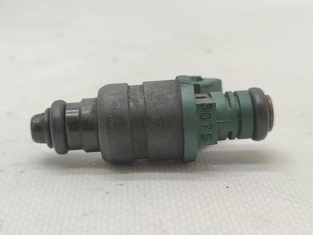 037906031AA Inyector de combustible  comprar en Reus