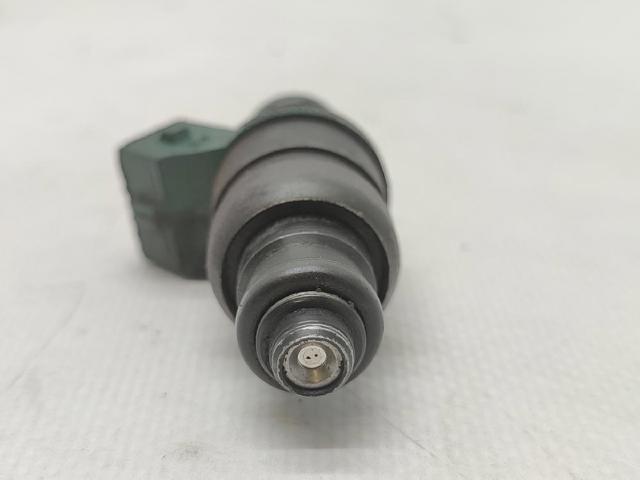 037906031AA VAG Inyector de combustible  disponible Vigo