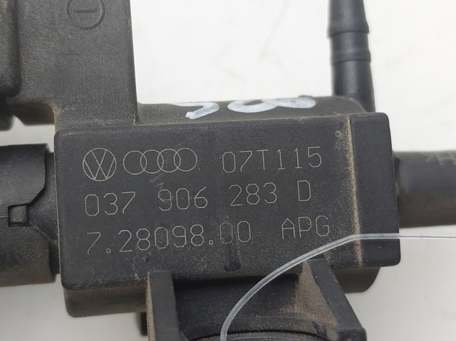 VAG 037906283D Válvula conmutadora del sistema de admisión de aire  comprar en Ponferrada