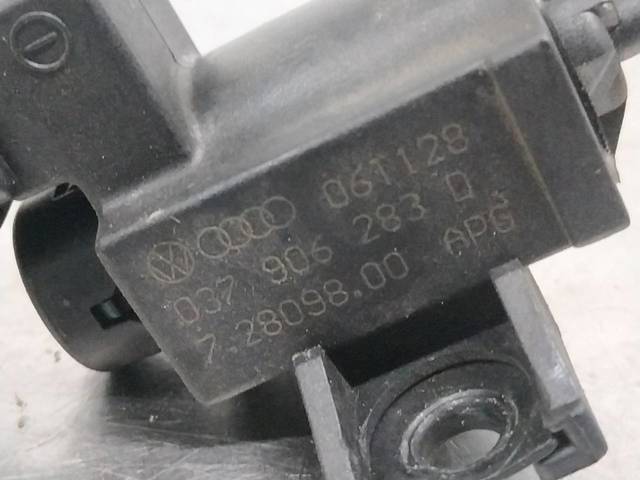 Válvula conmutadora del sistema de admisión de aire 037906283D VAG