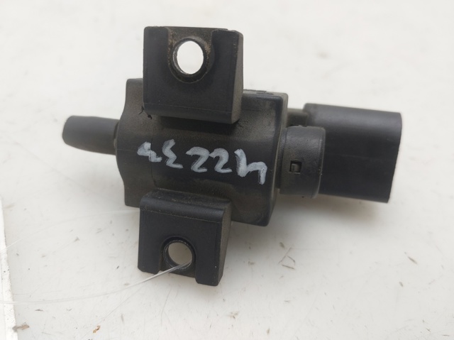 037906283D VAG Válvula conmutadora del sistema de admisión de aire  en stock Gandía