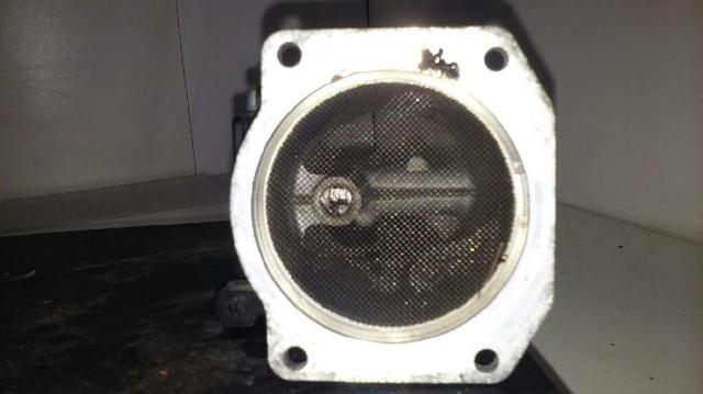 VAG 037906461B Caudalímetro  en stock Valencia