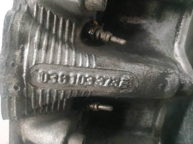 Culata cilindro Volkswagen Golf IV (1J1)