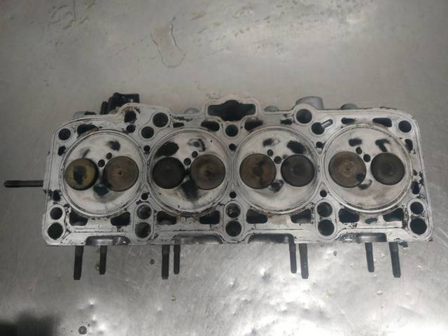 Culata de motor para Seat Inca (6K9)