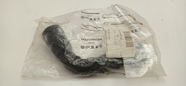 Tubo De Ventilacion Del Carter (Separador de Aceite) Skoda Fabia 2 5J2, 542, 572, 582