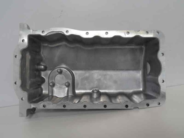 038103601A Cárter de aceite del motor  en stock Sabadell