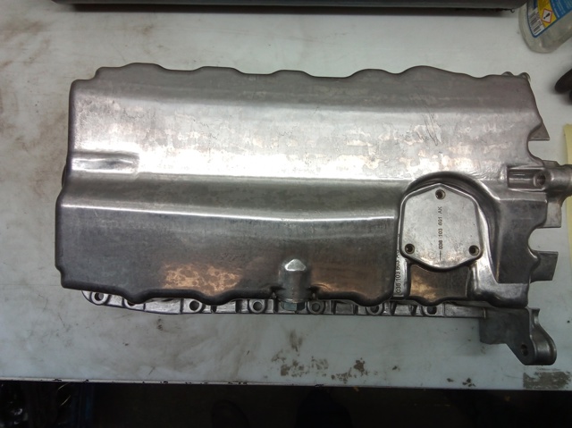 Cárter de aceite del motor 038103601AK VAG