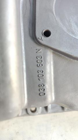 038103601NA VAG Cárter de aceite  en stock Gandía