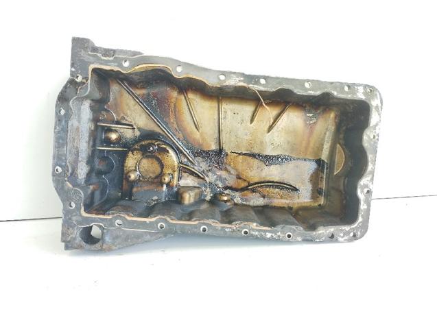 038103601NA Cárter de aceite del motor  en stock Sabadell