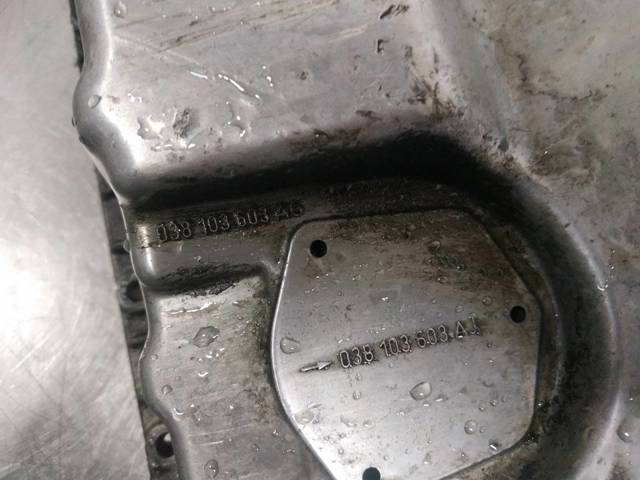 VAG 038103603AG Cárter de aceite del motor  en stock Terrassa