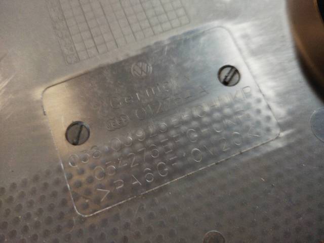 038103925 VAG Cubierta decorativa del motor  comprar en Lleida