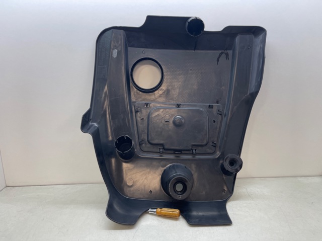 038103925 Tapa motor comprar Almería