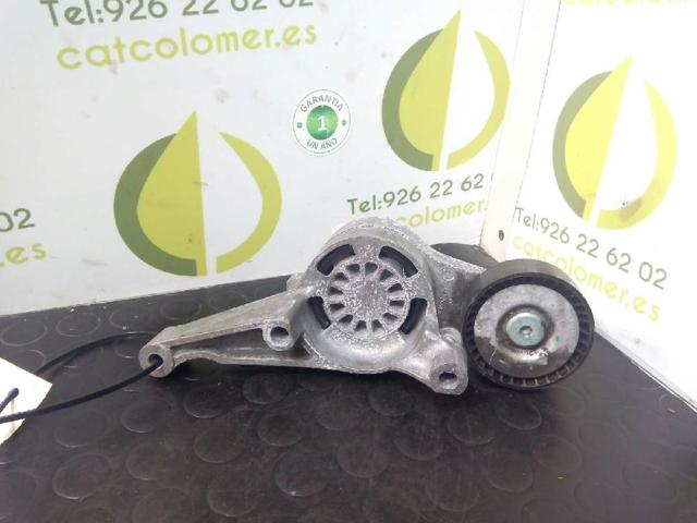 038109243M Rodillo tensor de la correa de distribución  disponible Utrera