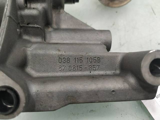 038115105B VAG Bomba de aceite  disponible Ourense
