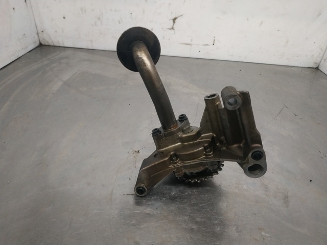 VAG 038115105C Bomba De Aceite  en stock Terrassa