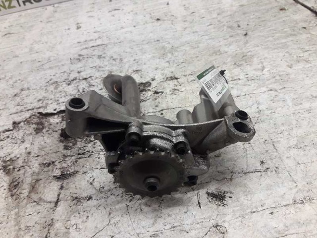 VAG 038115121A Bomba de aceite  disponible España
