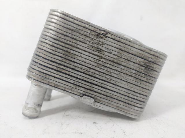 038117021B Radiador de aceite debajo del filtro  en stock Sabadell