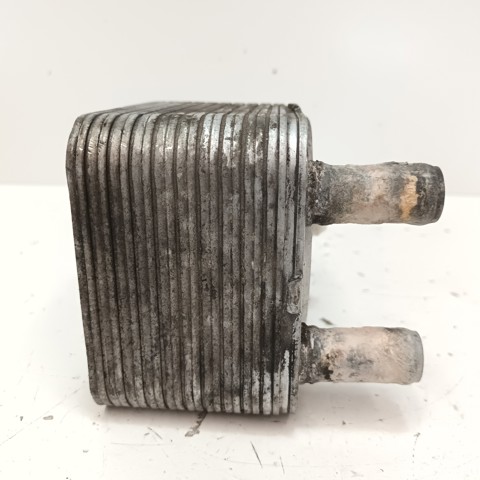 VAG 038117021B Radiador de aceite debajo del filtro comprar Pamplona