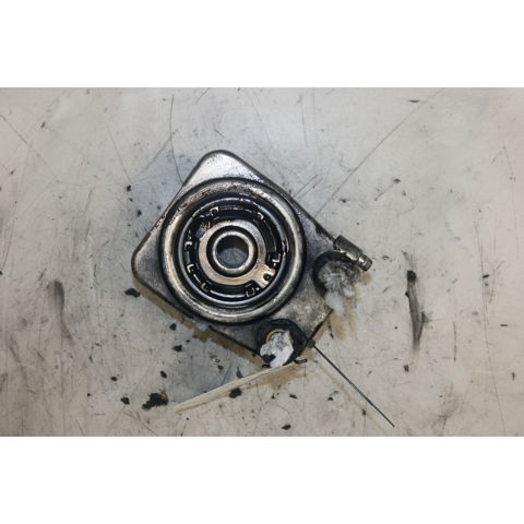038117021C Radiador de aceite debajo del filtro comprar Sevilla