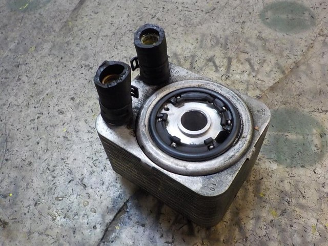 VAG 038117021D Radiador de aceite debajo del filtro  comprar en Murcia