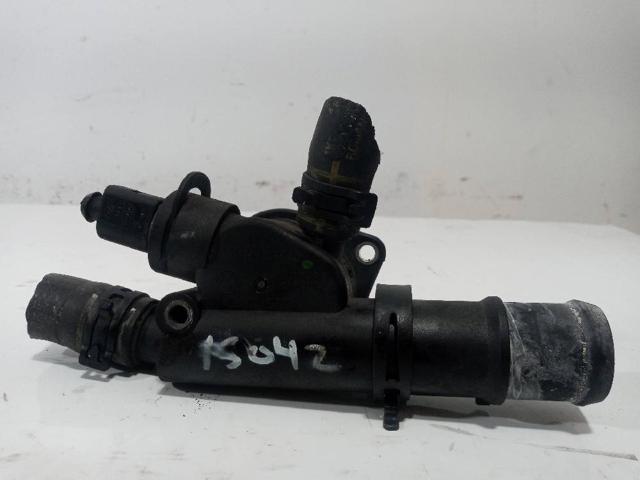 038121132D Brida del sistema de refrigeración (triple unión)  comprar en Zaragoza
