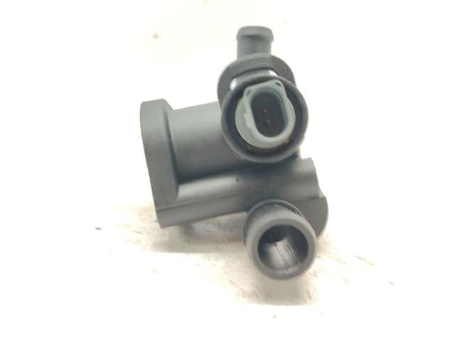 038121132D VAG Brida del sistema de refrigeración (triple unión) comprar Madrid