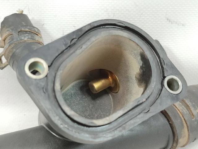 VAG 038121133 Brida del sistema de refrigeración (triple unión)  comprar en Ponferrada