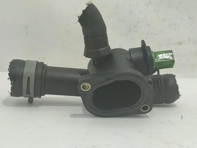 038121133 VAG Brida del sistema de refrigeración (triple unión) comprar Madrid